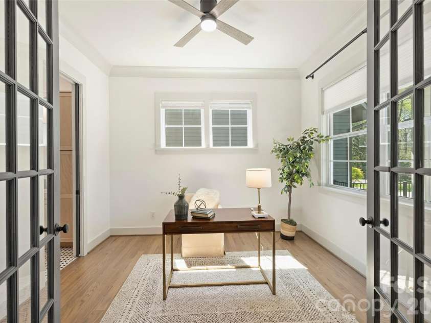 1414 Briar Creek Road, Charlotte, NC 28205.  MLS# CAR4350080, YatesRealty ID 9603. 