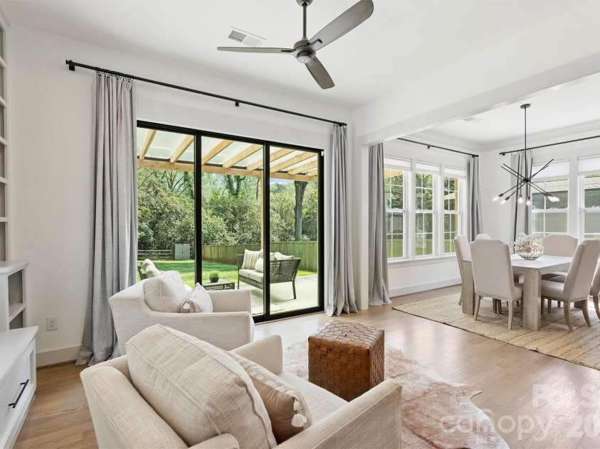 1414 Briar Creek Road, Charlotte, NC 28205.  MLS# CAR4350080, YatesRealty ID 9603. 