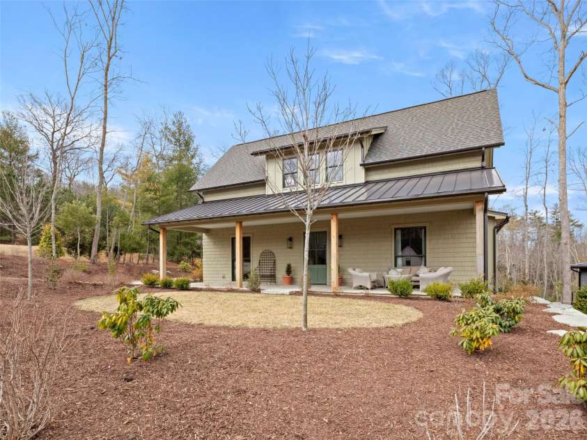 206 Kelmscott Lane, Asheville, NC 28803.  MLS# CAR4343948, YatesRealty ID 9604. Front
