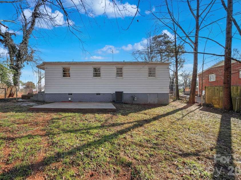 1512 Deal Avenue, Newton, NC 28658.  MLS# CAR4403499, YatesRealty ID 9605. 
