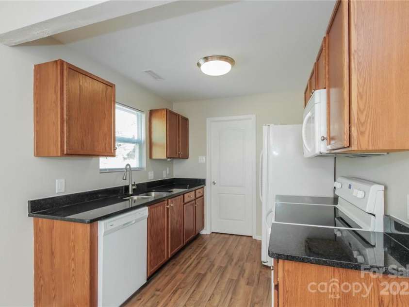 152 Oliver Street, York, SC 29745.  MLS# CAR4219799, YatesRealty ID 9605. 