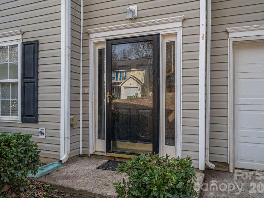 1434 Swaying Branch Lane, Clover, SC 29710.  MLS# CAR4346590, YatesRealty ID 9606. 