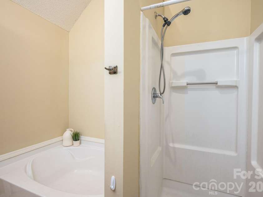 1434 Swaying Branch Lane, Clover, SC 29710.  MLS# CAR4346590, YatesRealty ID 9606. 