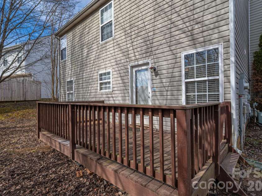 1434 Swaying Branch Lane, Clover, SC 29710.  MLS# CAR4346590, YatesRealty ID 9606. 