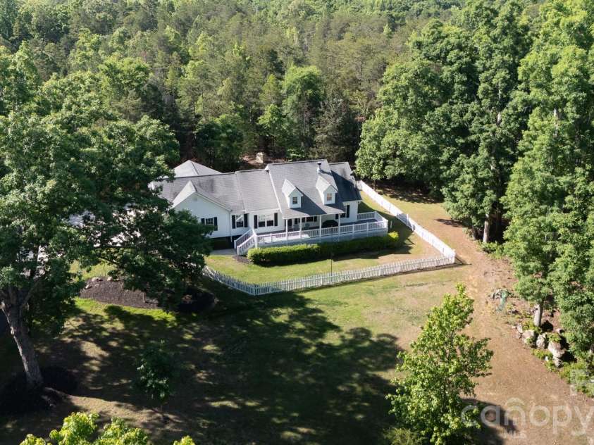 1108 King Road, York, SC 29745.  MLS# CAR4397252, YatesRealty ID 9607. 