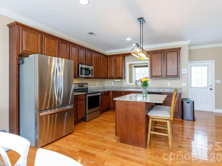 1108 King Road, York, SC 29745.  MLS# CAR4397252, YatesRealty ID 9607. 