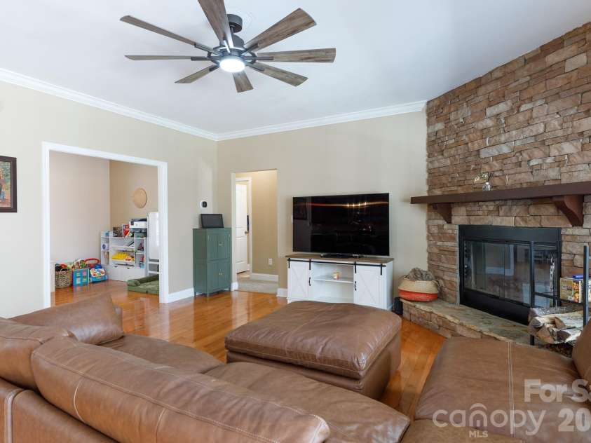 1108 King Road, York, SC 29745.  MLS# CAR4397252, YatesRealty ID 9607. 
