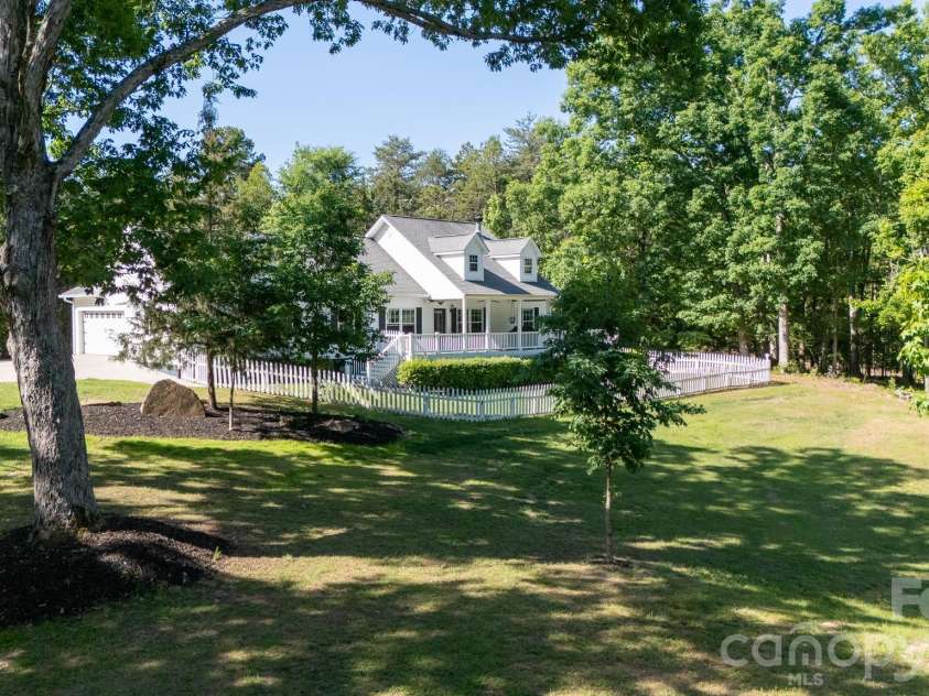 1108 King Road, York, SC 29745.  MLS# CAR4397252, YatesRealty ID 9607. 