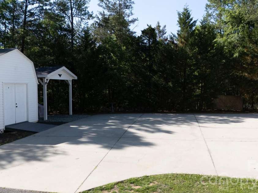 1108 King Road, York, SC 29745.  MLS# CAR4397252, YatesRealty ID 9607. 