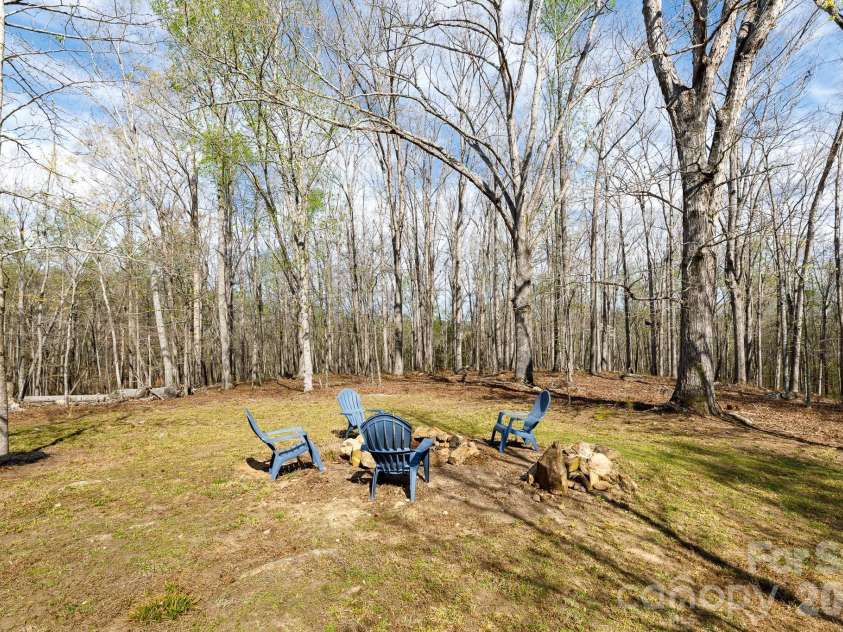 1108 King Road, York, SC 29745.  MLS# CAR4397252, YatesRealty ID 9607. 