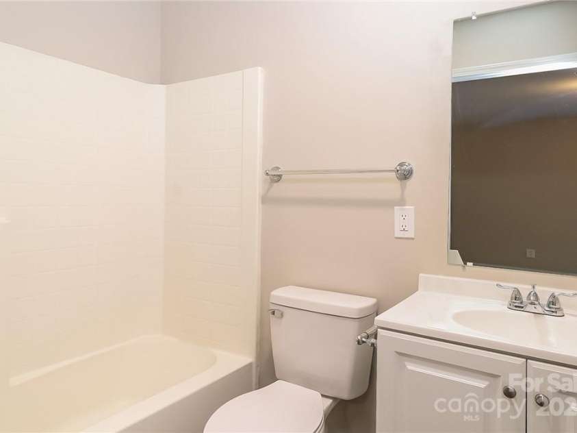 19 Church Street, York, SC 29745.  MLS# CAR4232657, YatesRealty ID 9607. 