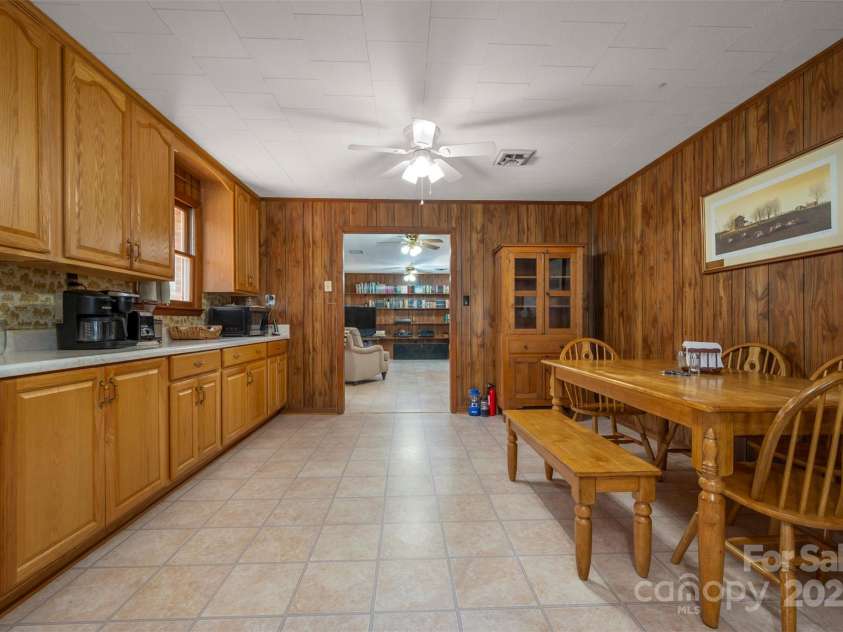 582 County Line Road, Rutherfordton, NC 28139.  MLS# CAR4235377, YatesRealty ID 9609. Country kitchen w/loads of cabinet space