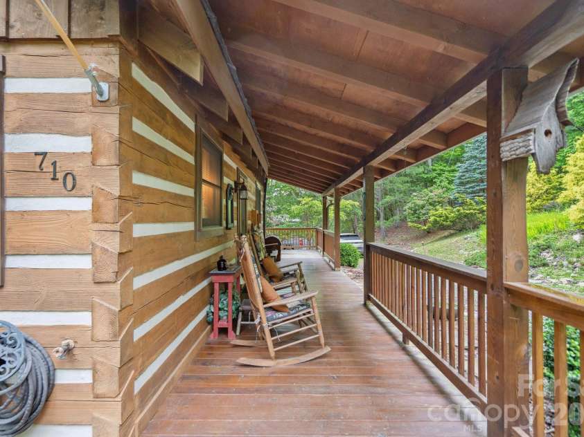 710 River Hills Road, Lansing, NC 28643.  MLS# CAR4267689, YatesRealty ID 9609. 
