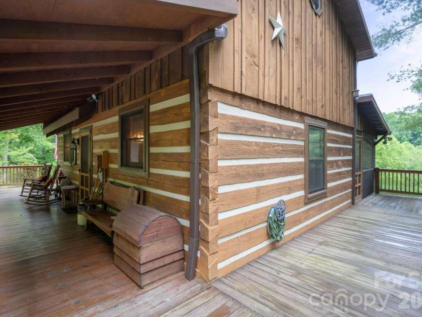 710 River Hills Road, Lansing, NC 28643.  MLS# CAR4267689, YatesRealty ID 9609. 