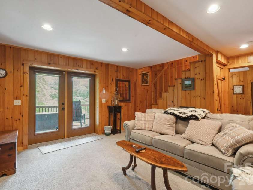 710 River Hills Road, Lansing, NC 28643.  MLS# CAR4267689, YatesRealty ID 9609. 
