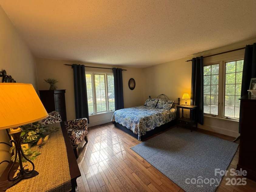 13828 Lake Bluff Drive, Matthews, NC 28105.  MLS# CAR4223942, YatesRealty ID 961. 