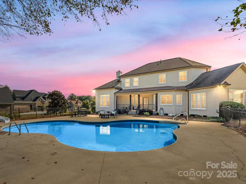 2820 Smith Field Drive, Monroe, NC 28110.  MLS# CAR4303716, YatesRealty ID 961. 