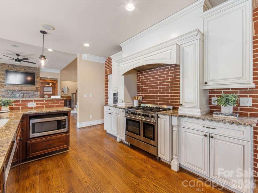 2820 Smith Field Drive, Monroe, NC 28110.  MLS# CAR4303716, YatesRealty ID 961. 