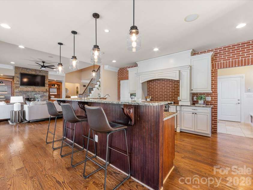 2820 Smith Field Drive, Monroe, NC 28110.  MLS# CAR4303716, YatesRealty ID 961. Kitchen