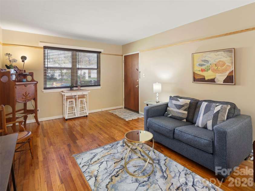 615 Biltmore Avenue, Asheville, NC 28803.  MLS# CAR4416820, YatesRealty ID 9610. 