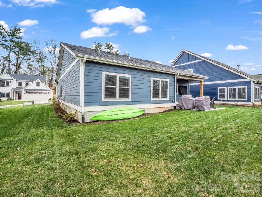 204 Weybridge Drive, Arden, NC 28704.  MLS# CAR4361076, YatesRealty ID 9611. 
