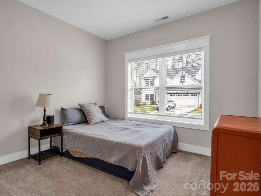204 Weybridge Drive, Arden, NC 28704.  MLS# CAR4361076, YatesRealty ID 9611. 