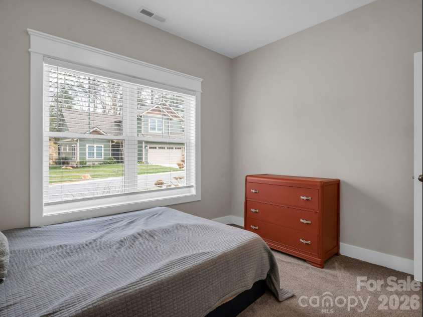 204 Weybridge Drive, Arden, NC 28704.  MLS# CAR4361076, YatesRealty ID 9611. 