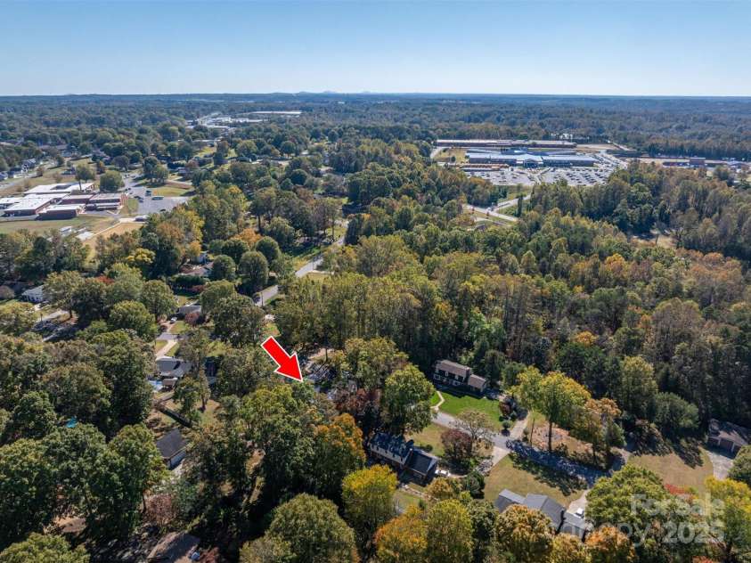 705 School Street, Maiden, NC 28650.  MLS# CAR4239875, YatesRealty ID 9611. 