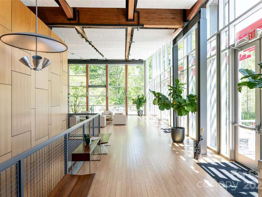 32 Ramble Way, Asheville, NC 28803.  MLS# CAR4251948, YatesRealty ID 9614. Living Well Center Interior