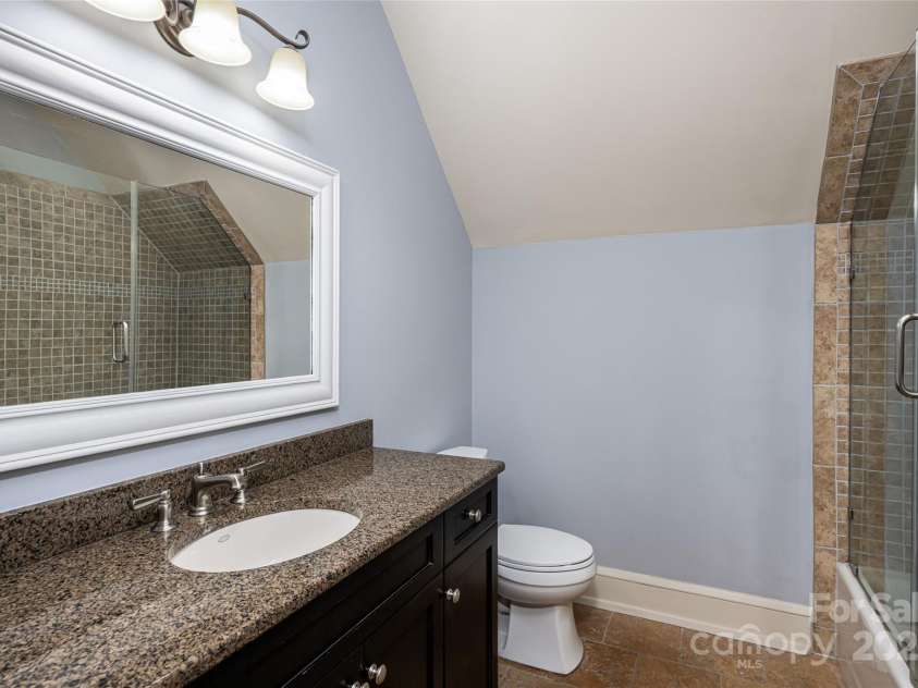 32 Ramble Way, Asheville, NC 28803.  MLS# CAR4251948, YatesRealty ID 9614. Upstairs Bathroom