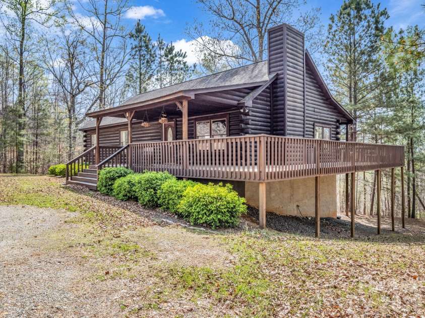 1050 Cross Ridge Drive, Rutherfordton, NC 28139.  MLS# CAR4362985, YatesRealty ID 9615. 