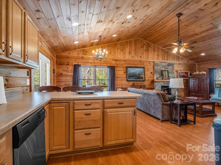 1050 Cross Ridge Drive, Rutherfordton, NC 28139.  MLS# CAR4362985, YatesRealty ID 9615. 