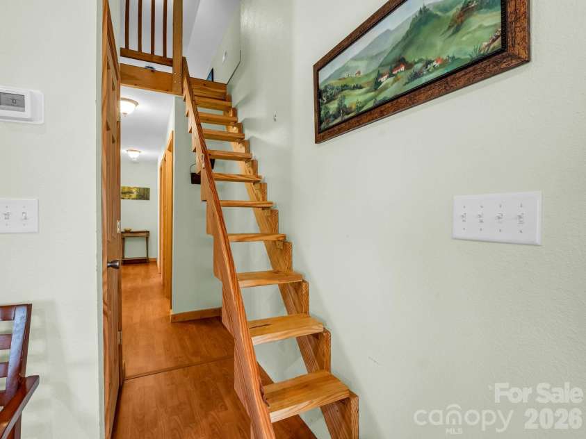1050 Cross Ridge Drive, Rutherfordton, NC 28139.  MLS# CAR4362985, YatesRealty ID 9615. 