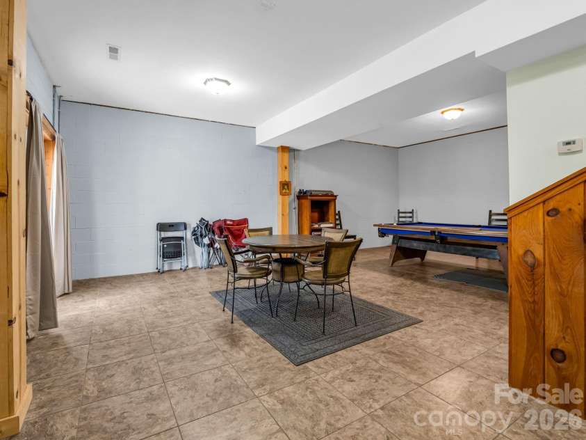 1050 Cross Ridge Drive, Rutherfordton, NC 28139.  MLS# CAR4362985, YatesRealty ID 9615. 