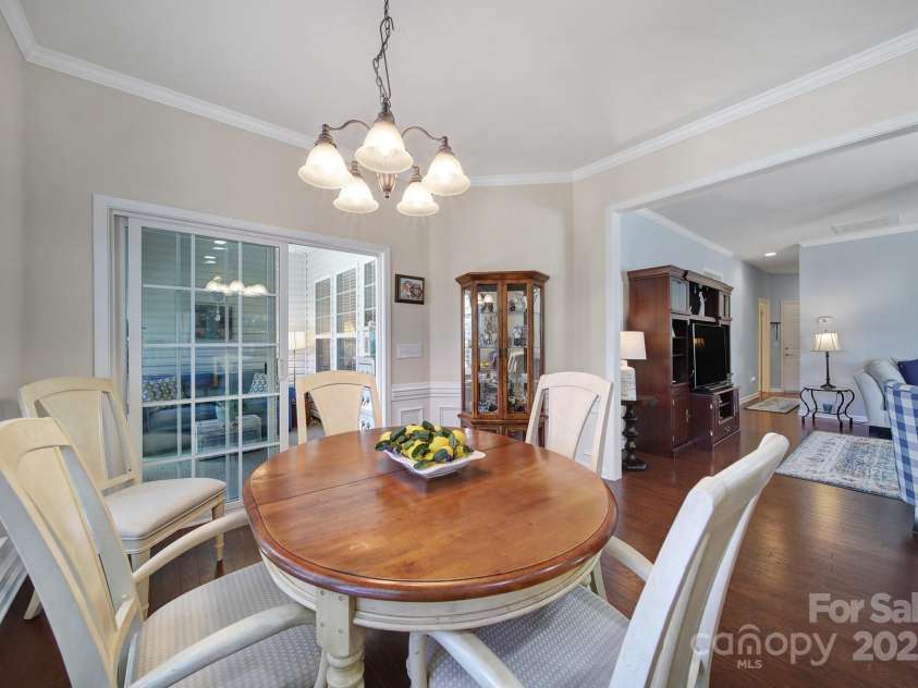 5011 Broad Lane, Fort Mill, SC 29707.  MLS# CAR4239090, YatesRealty ID 9615. Dining