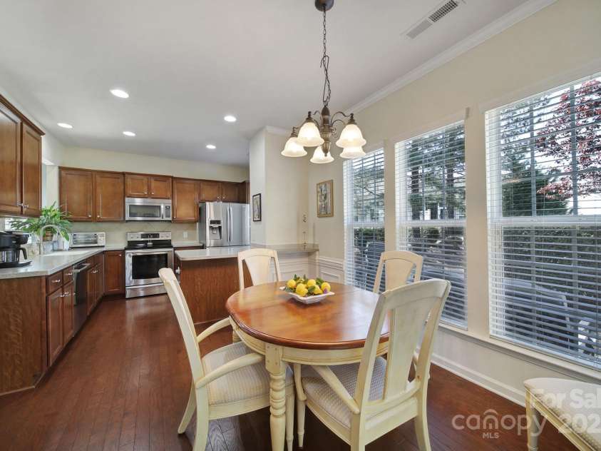 5011 Broad Lane, Fort Mill, SC 29707.  MLS# CAR4239090, YatesRealty ID 9615. Dining to Kitchen
