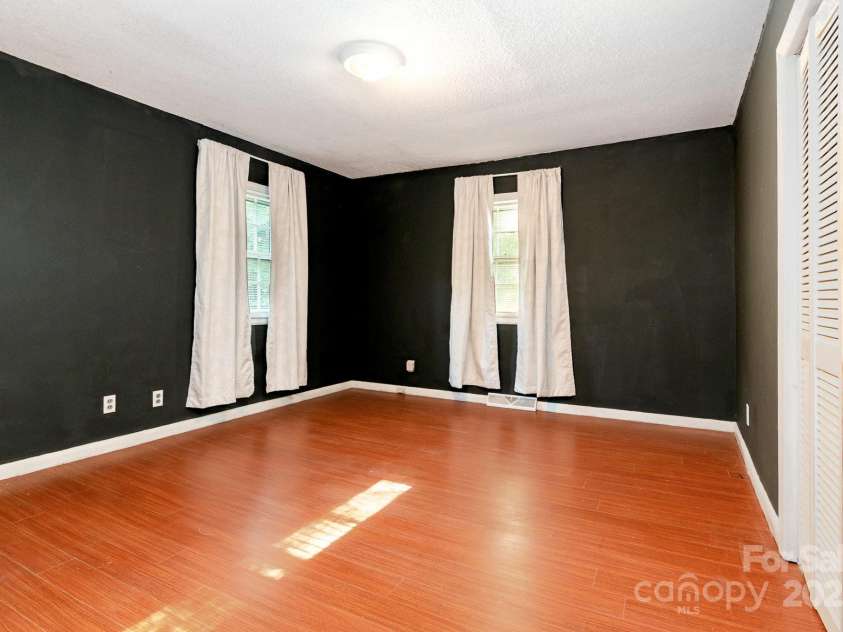 1108 Old Dallas Highway, Dallas, NC 28034.  MLS# CAR4252720, YatesRealty ID 9616. 
