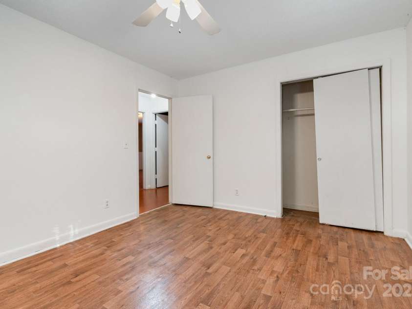 1108 Old Dallas Highway, Dallas, NC 28034.  MLS# CAR4252720, YatesRealty ID 9616. 