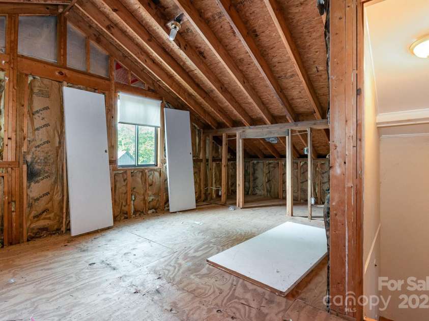 1108 Old Dallas Highway, Dallas, NC 28034.  MLS# CAR4252720, YatesRealty ID 9616. 