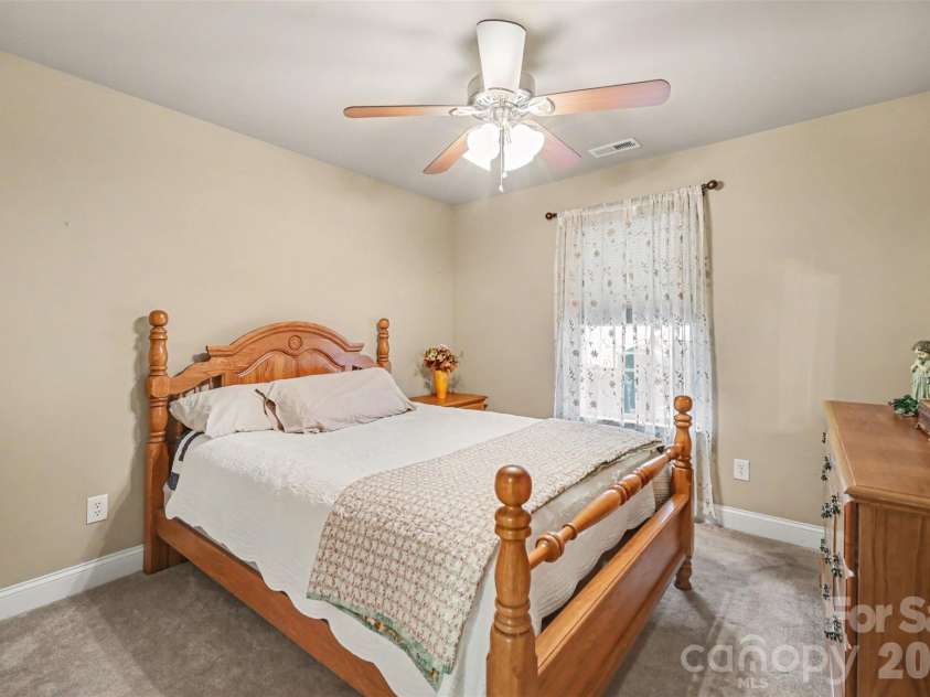 3048 Glenmoor Road, York, SC 29745.  MLS# CAR4365298, YatesRealty ID 9616. 