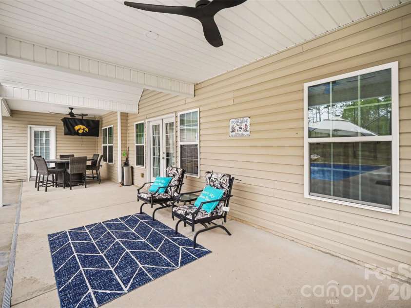 3048 Glenmoor Road, York, SC 29745.  MLS# CAR4365298, YatesRealty ID 9616. 