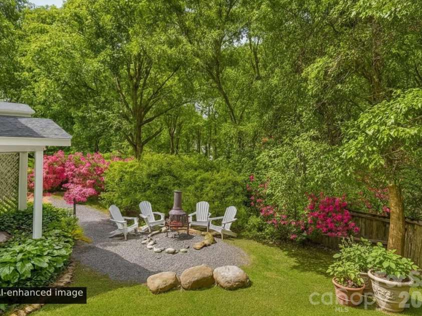 18 Wild Violet Lane, Arden, NC 28704.  MLS# CAR4284838, YatesRealty ID 9618. 