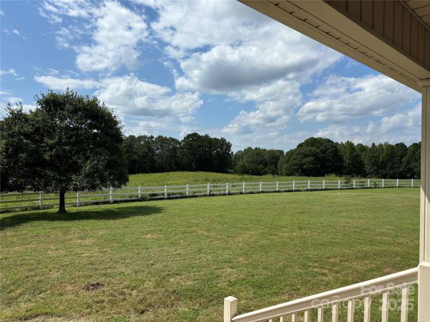 2417 Lynwood Drive, Lancaster, SC 29720.  MLS# CAR4244879, YatesRealty ID 9618. 