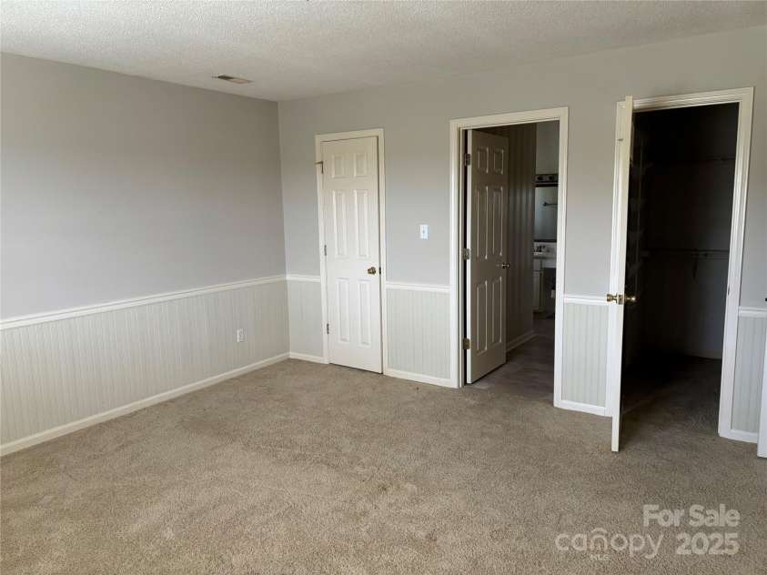 2417 Lynwood Drive, Lancaster, SC 29720.  MLS# CAR4244879, YatesRealty ID 9618. 