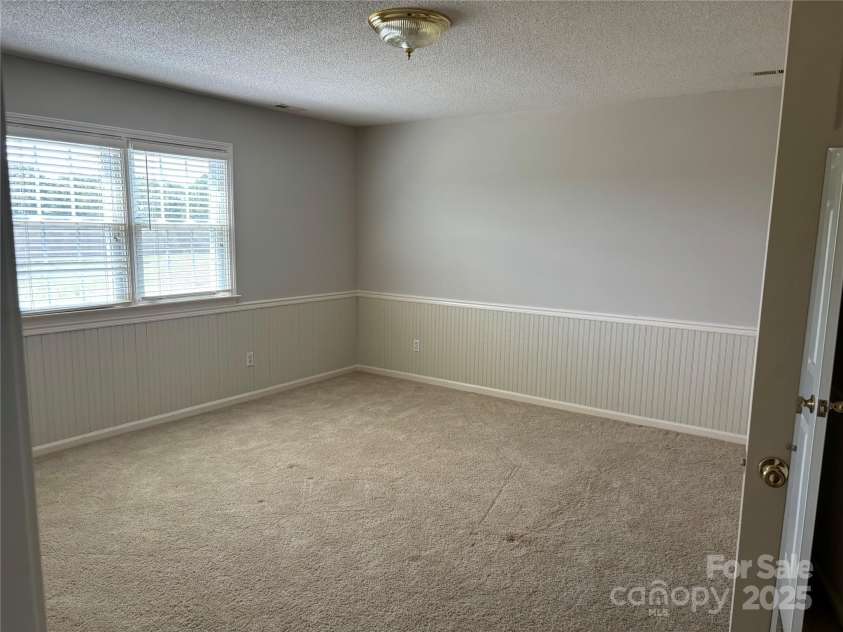 2417 Lynwood Drive, Lancaster, SC 29720.  MLS# CAR4244879, YatesRealty ID 9618. 