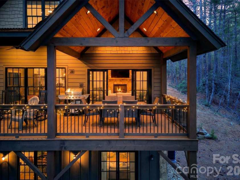 103 Big Game Drive, Nebo, NC 28761.  MLS# CAR4340249, YatesRealty ID 9619. 