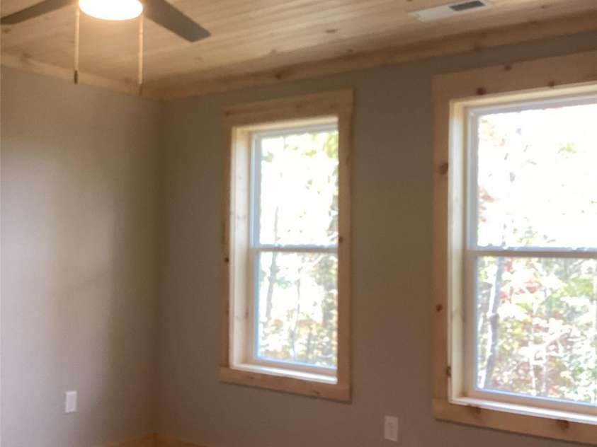 212 Brigsy Lane, Whittier, NC 28789.  MLS# CAR4317666, YatesRealty ID 962. 