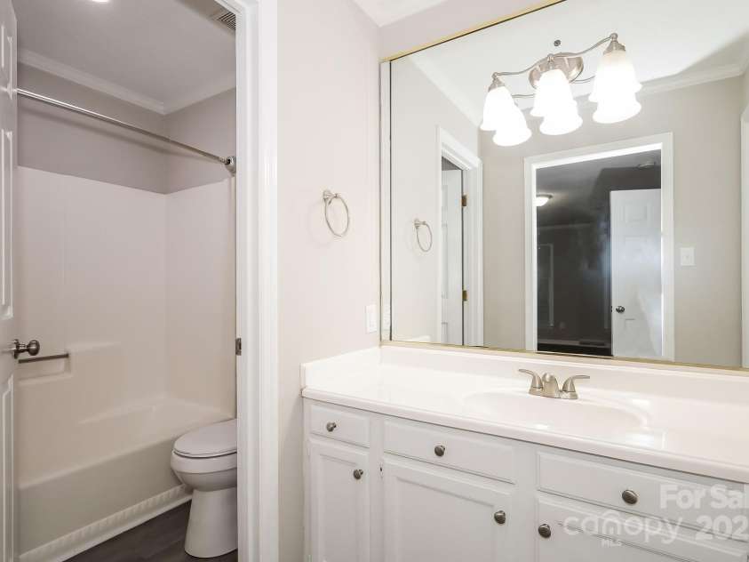 721 Summerwood Drive, Rock Hill, SC 29732.  MLS# CAR4248833, YatesRealty ID 9620. 