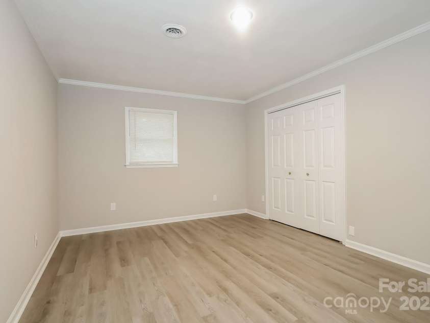 721 Summerwood Drive, Rock Hill, SC 29732.  MLS# CAR4248833, YatesRealty ID 9620. 