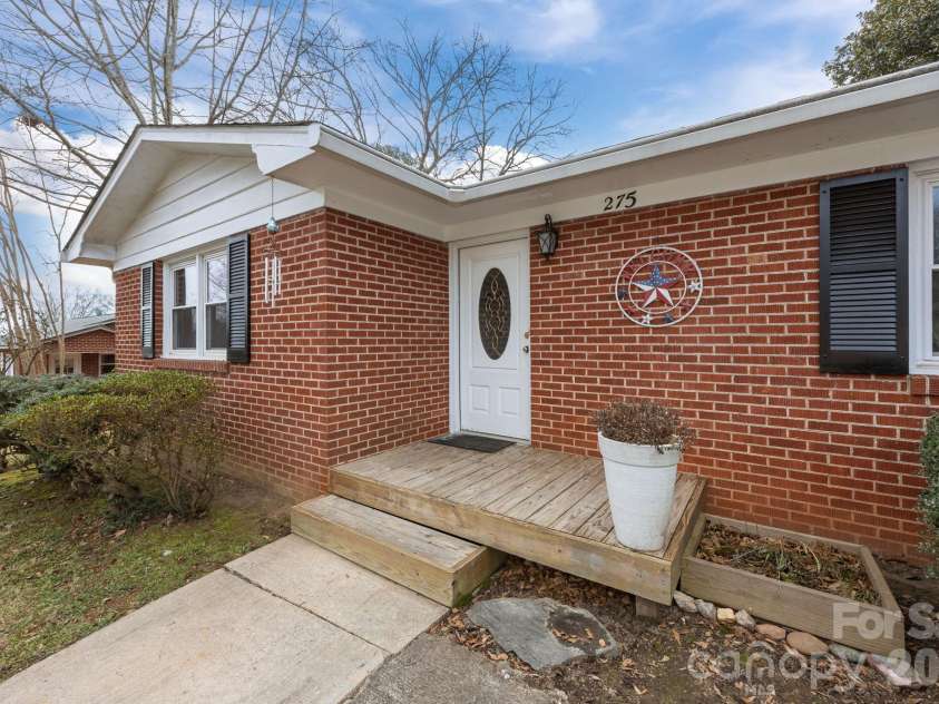 275 Tanner Street, Rutherfordton, NC 28139.  MLS# CAR4346216, YatesRealty ID 9621. 